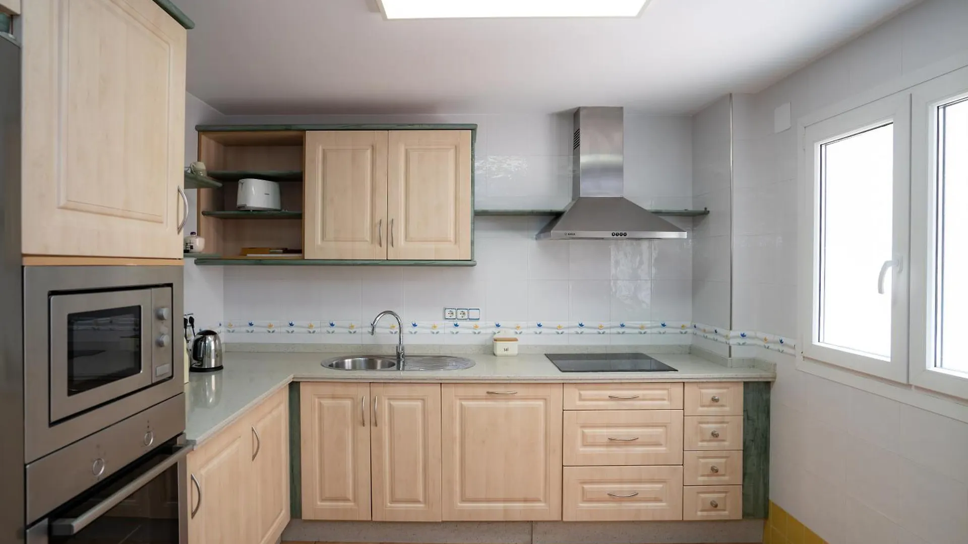 Cuarteles By Dossan Apartment Malaga