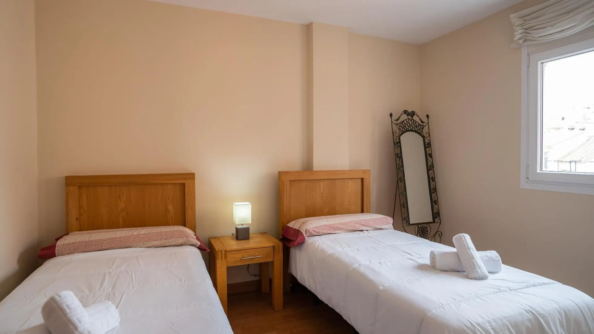 Cuarteles By Dossan Apartment Malaga
