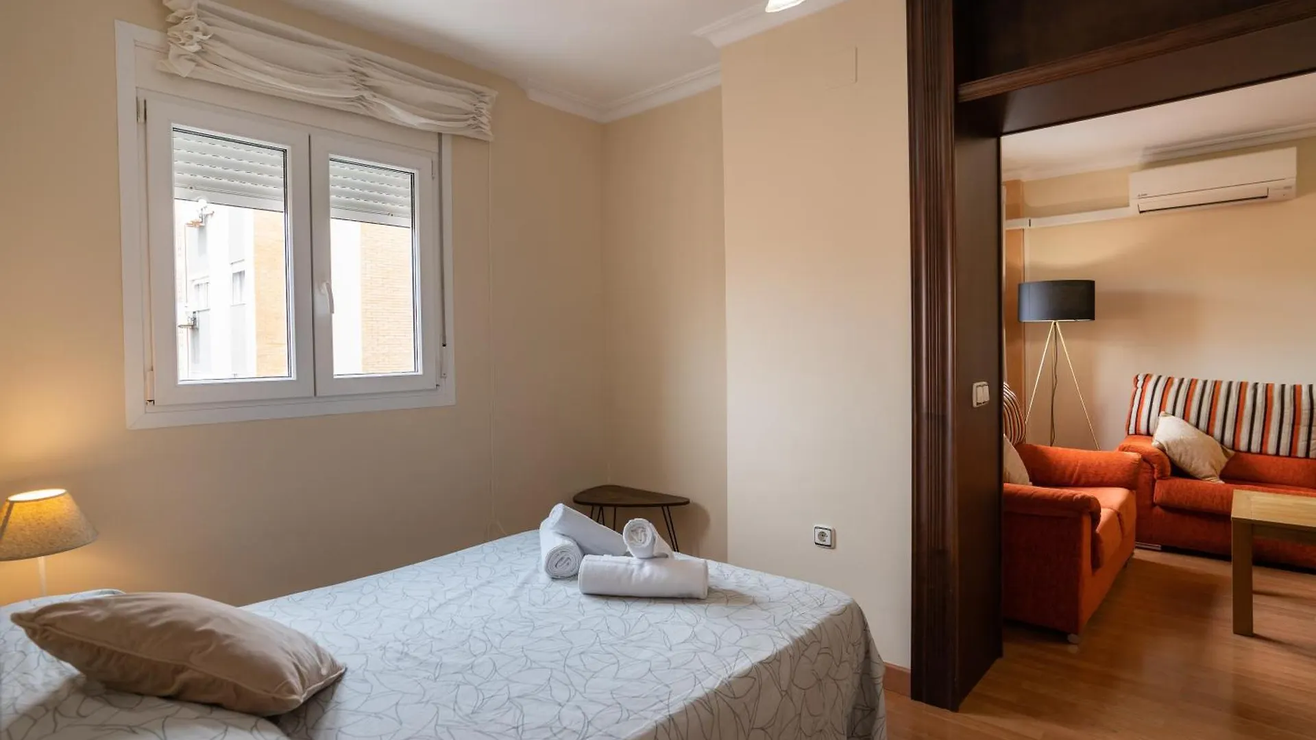 Cuarteles By Dossan Apartment Malaga
