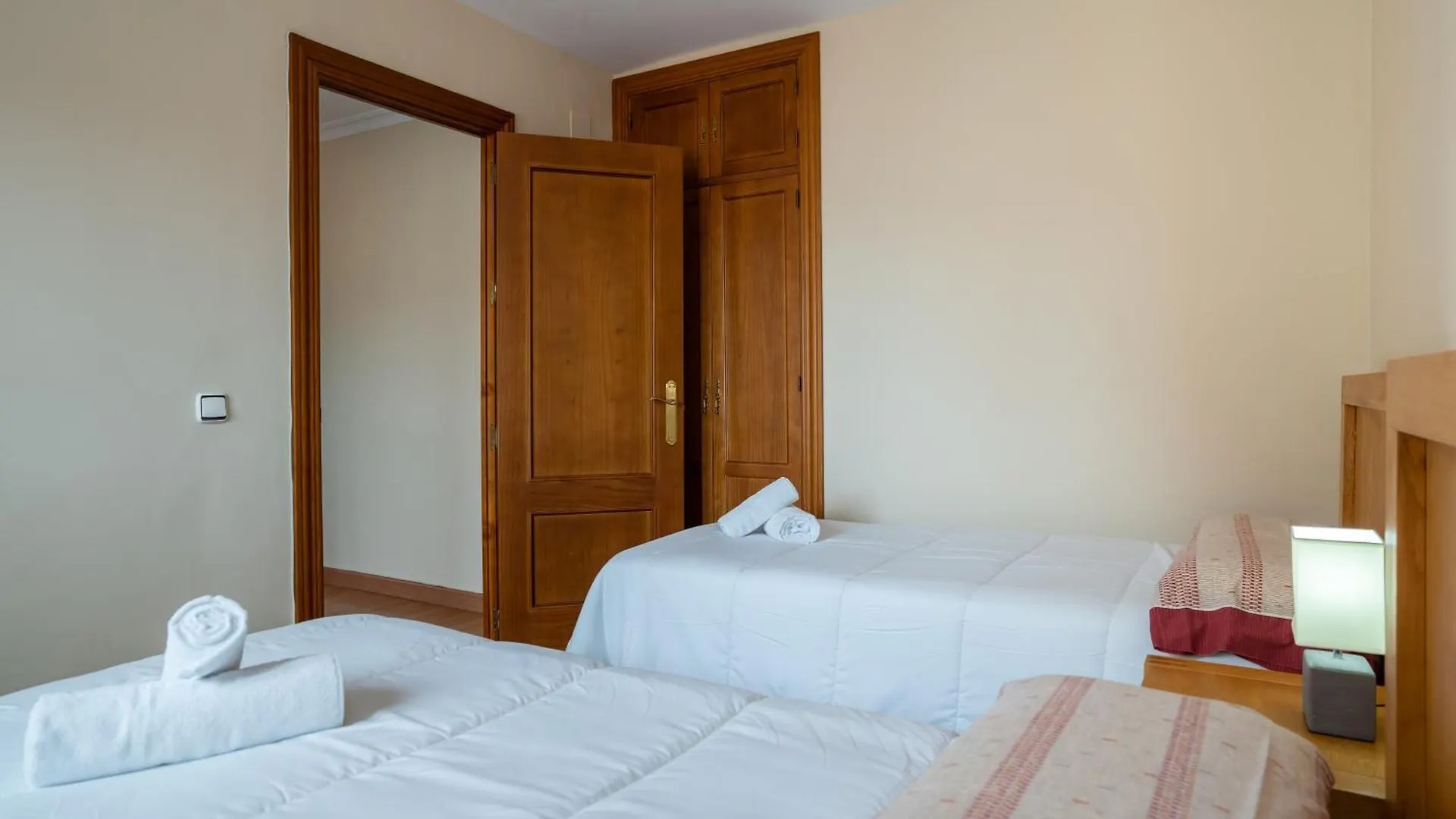Cuarteles By Dossan Apartment Malaga 0*,