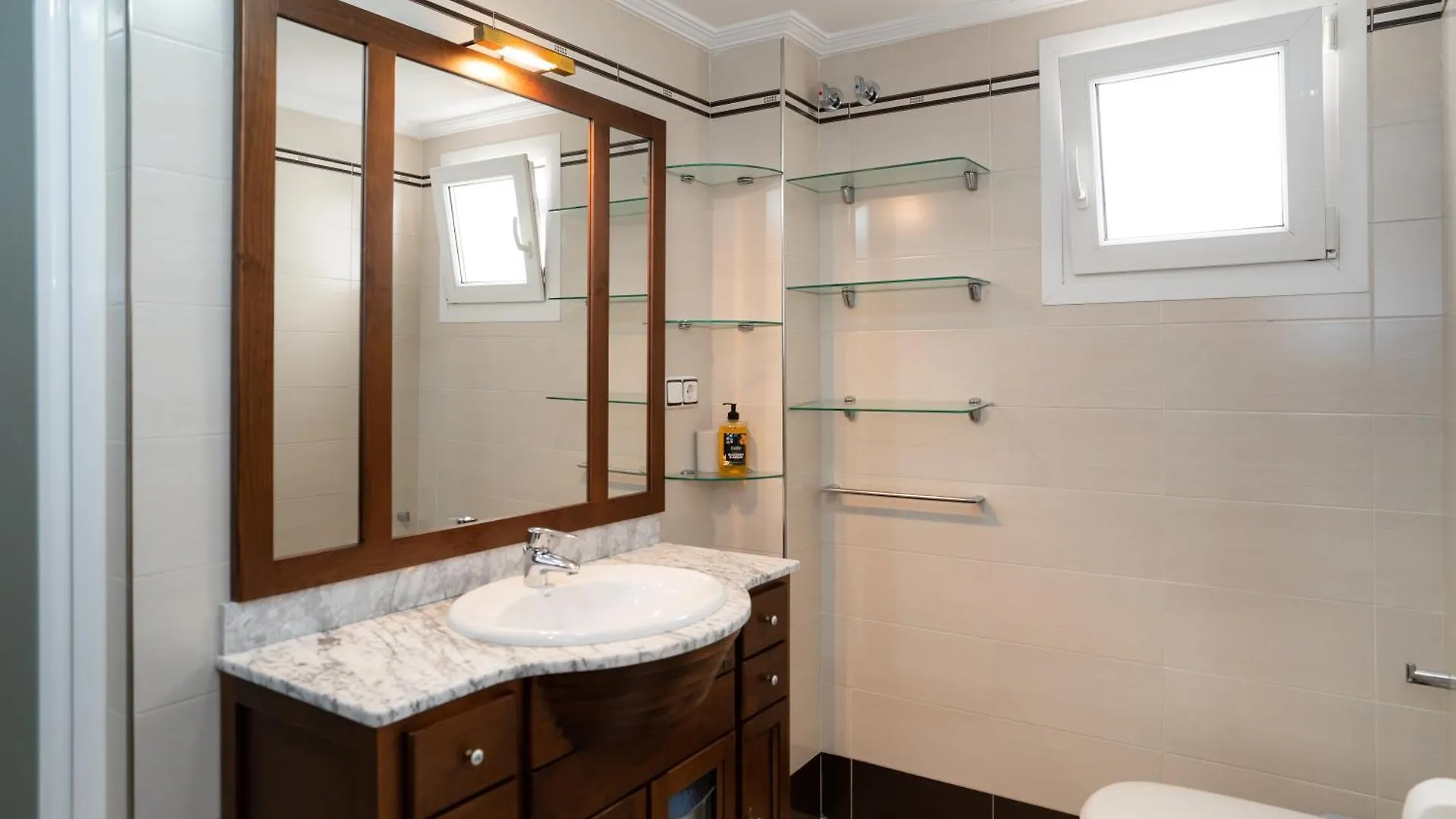 Cuarteles By Dossan Apartment Malaga